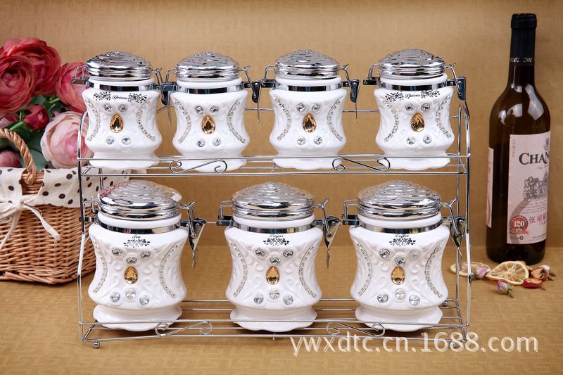 郎酒扫码领礼品,为何选择德化白瓷?
